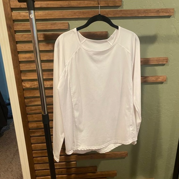Zyia white VO2 Max long sleeve - Picture 2 of 6